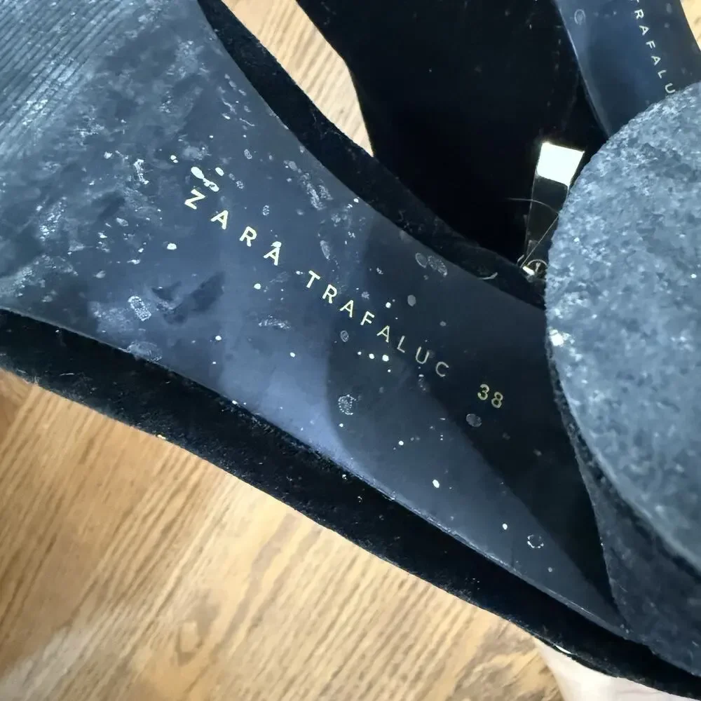 Zara Velvet Embellished Pearl Rhinestone Quiet Luxury Zip Up Ankle Bootie EU 38
